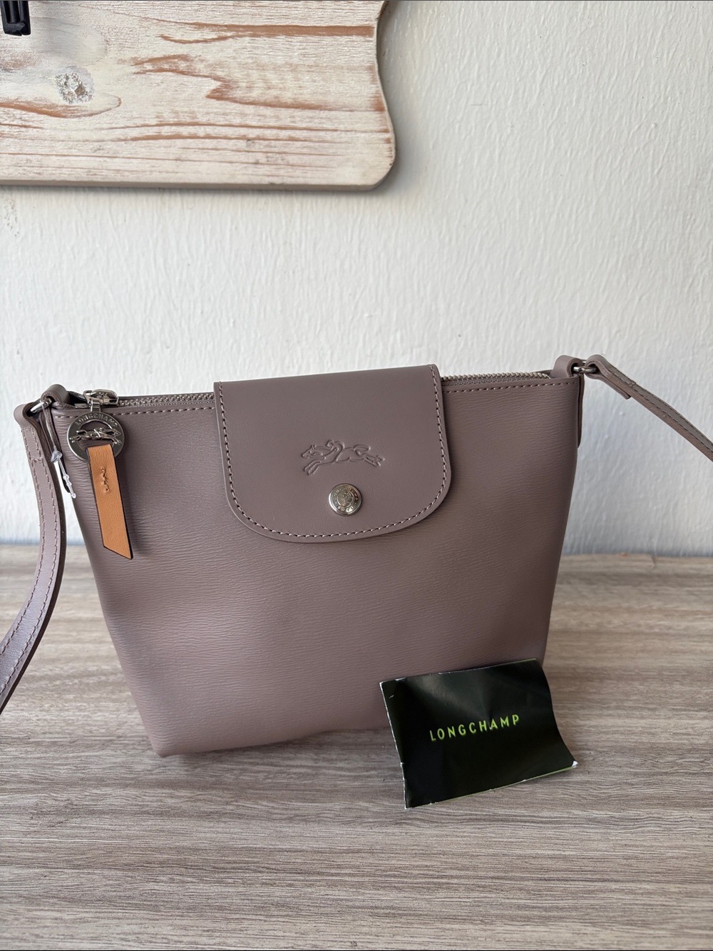 Longchamp leather brand new w/o tag Bag in Taupe
